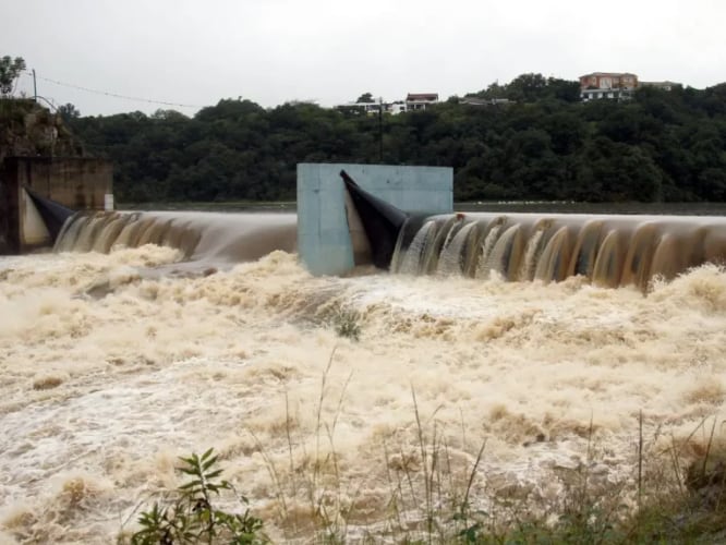 La retomada construcción de la represa San José busca ampliar la capacidad de almacenamiento y garantizar el suministro a largo plazo en la capital./(Radio Nacional de Honduras)