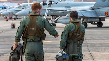 Pilotos del Ala 12 del