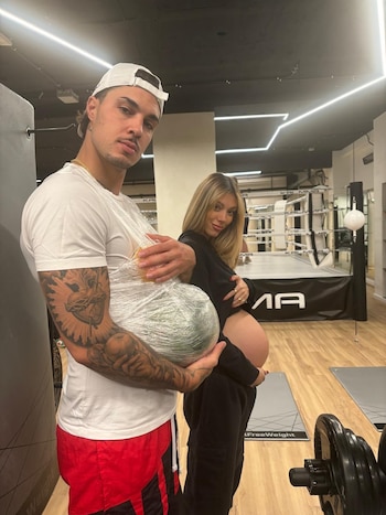 Alejandra Rubio y Carlo Costanzia en una imagen de redes sociales. (Instagram @alerubioc)