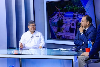 Durante la entrevista, el presidente de ANDA destacó la modernización de la red hídrica a nivel nacional./ (ANDA)