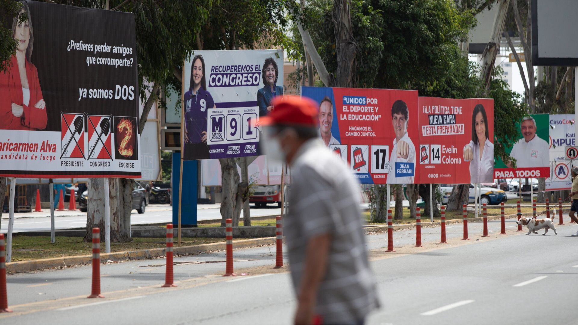 El sistema de elección por delegados, utilizado por 37 organizaciones políticas, ha sido criticado por su baja representatividad y falta de competitividad interna. (NYT)