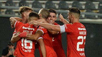 Independiente goleó 3-0 a Ciudad