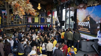 La agenda mundialista integra rutas gastronómicas, eventos temáticos, experiencias nocturnas y celebraciones culturales para visitantes y residentes - crédito IDT