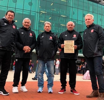 Conigliaro junto a otras glorias