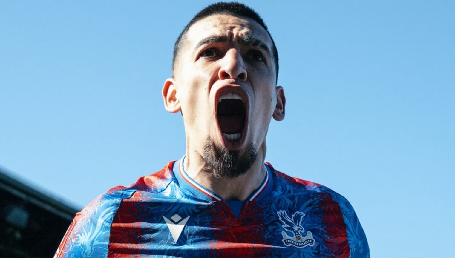 Daniel Muñoz lleva seis goles y seis asistencias con el Crystal Palace en 39 partidos - crédito Crystal Palace