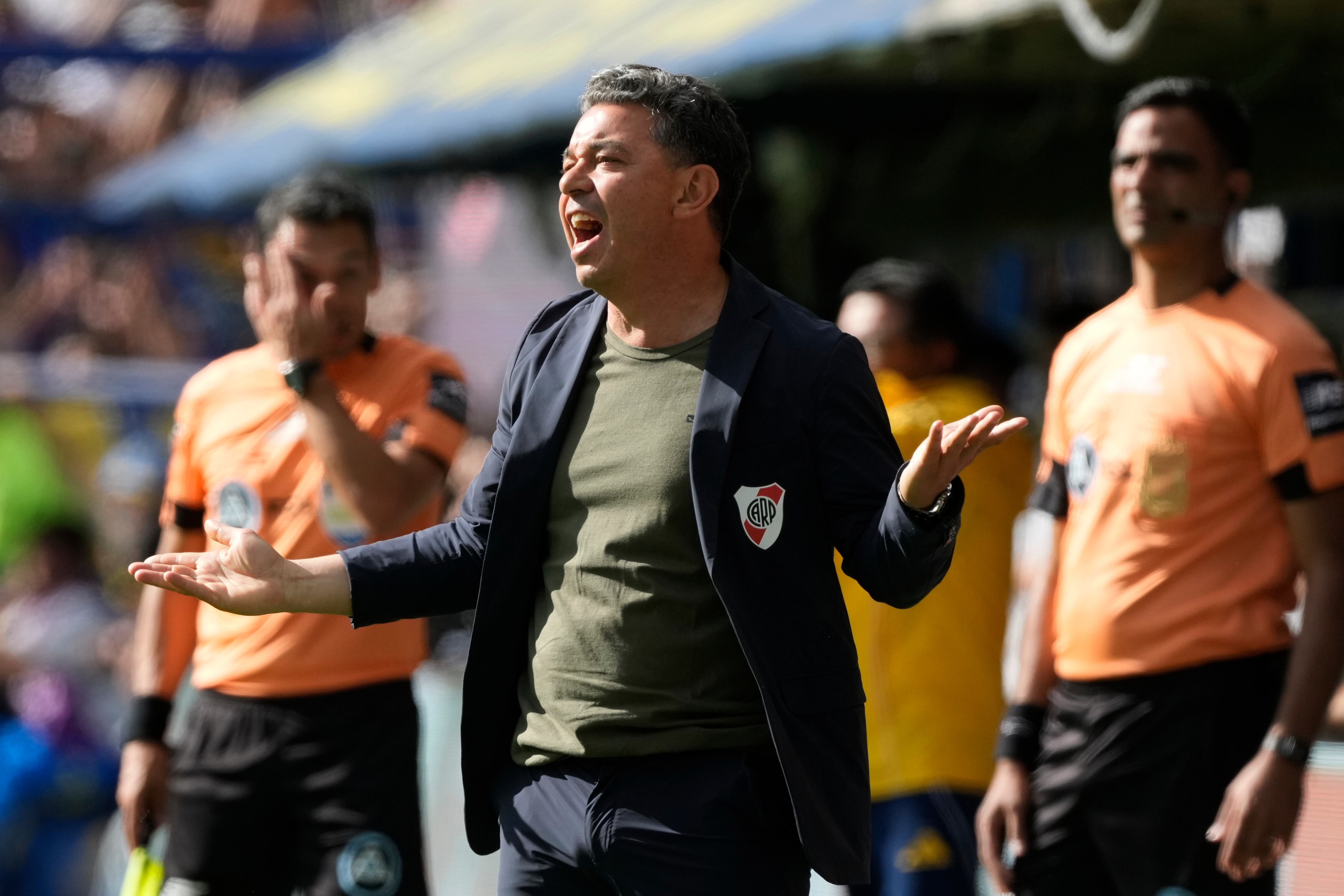 La postura de Marcelo Gallardo luego de la derrota de River contra Boca en el Superclásico (AP Photo/Gustavo Garello)