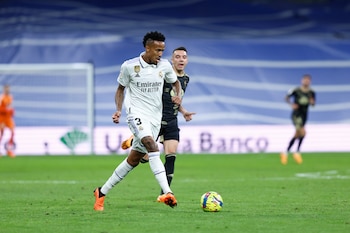 Foto de archivo del defensa brasileño del Real Madrid Eder Militao, que ha renovado con el club blanco hasta el 30 de junio de 202. EFE/Rodrigo Jiménez.