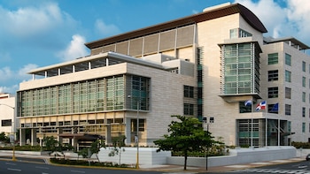 Un año de prisión preventiva solicita el Ministerio Público Dominicano contra el fiscal Aurelio Valdez