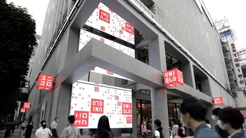 Uniqlo Owner’s Stock Hits Record