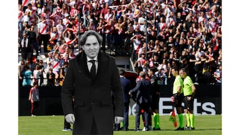 El Rayo Vallecano de Martín Presa acusa a Bukaneros de planificar la suspensión del partido y anuncia que identificará a los “vándalos”