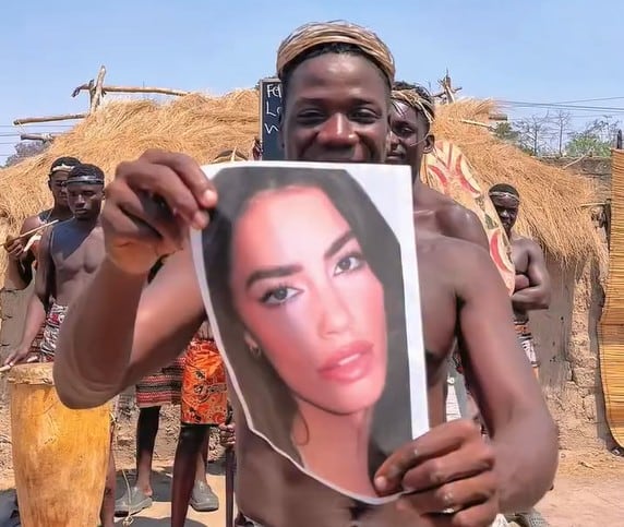 El saludo a Lali Espósito de la agrupación africana Niudance por su cumpleaños