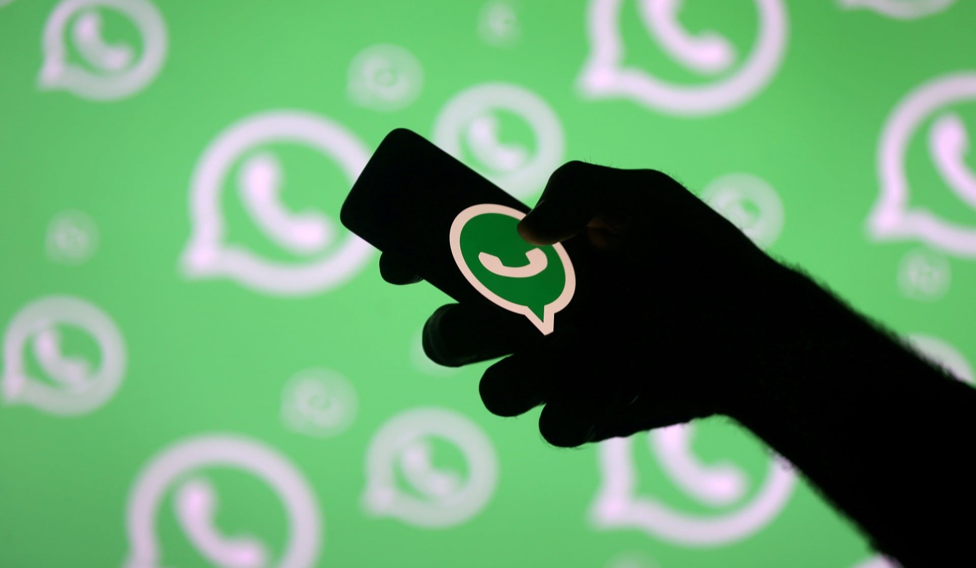 WhatsApp permite liberar espacio sin buscar archivos chat por chat - REUTERS/Dado Ruvic/File Photo