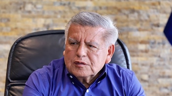 César Acuña se esfuma de redes tras fracaso electoral: obtiene solo 1% de votos y cae al puesto 13, al 73,4% de actas procesadas