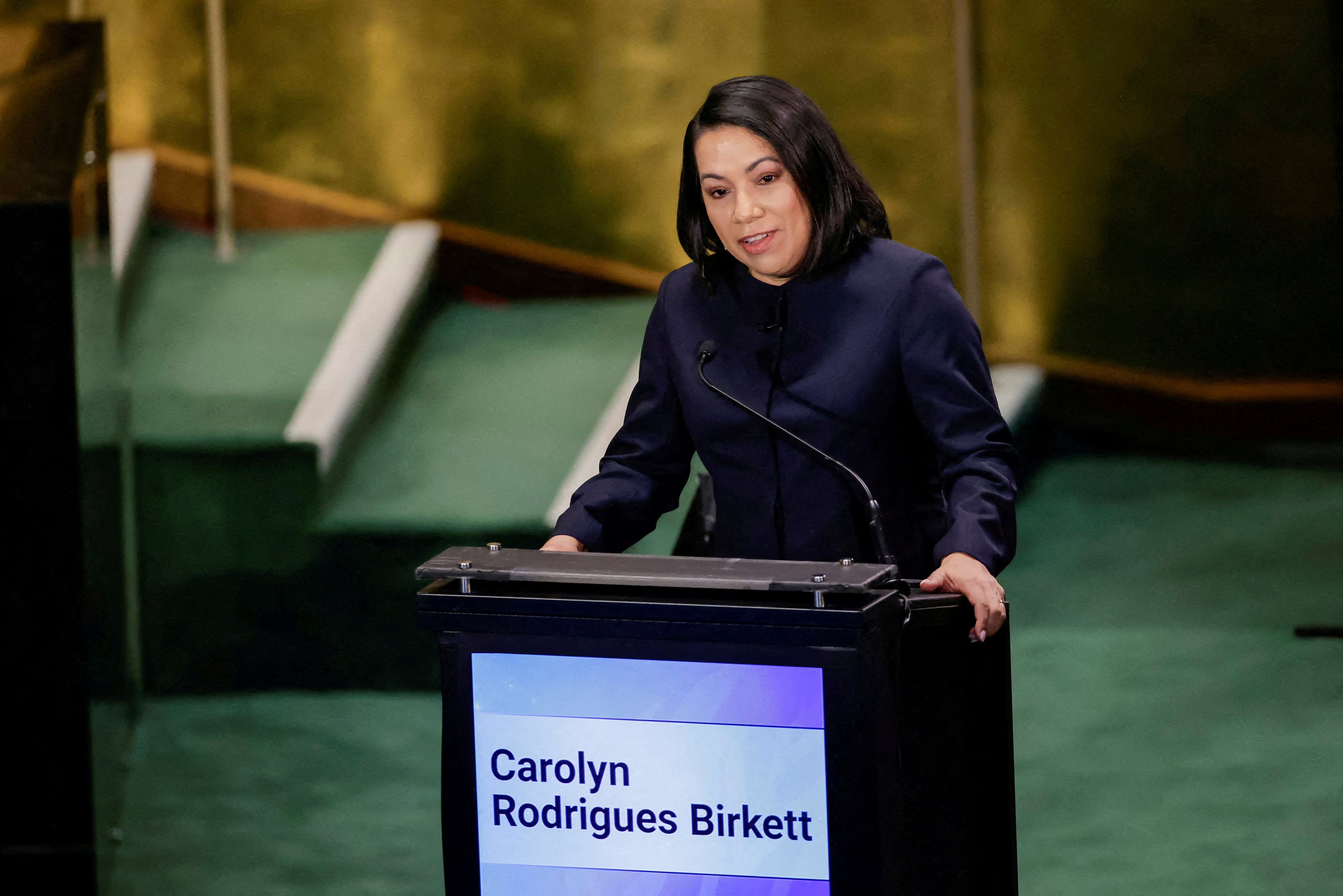 FOTO DE ARCHIVO: La candidata al puesto de secretaria general de las Naciones Unidas, Carolyn Rodrigues Birkett, interviene durante el evento
