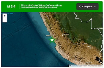 Mapa satelital de la costa del Perú con un encabezado verde que indica un sismo de magnitud 3,4 y una estrella blanca en el epicentro