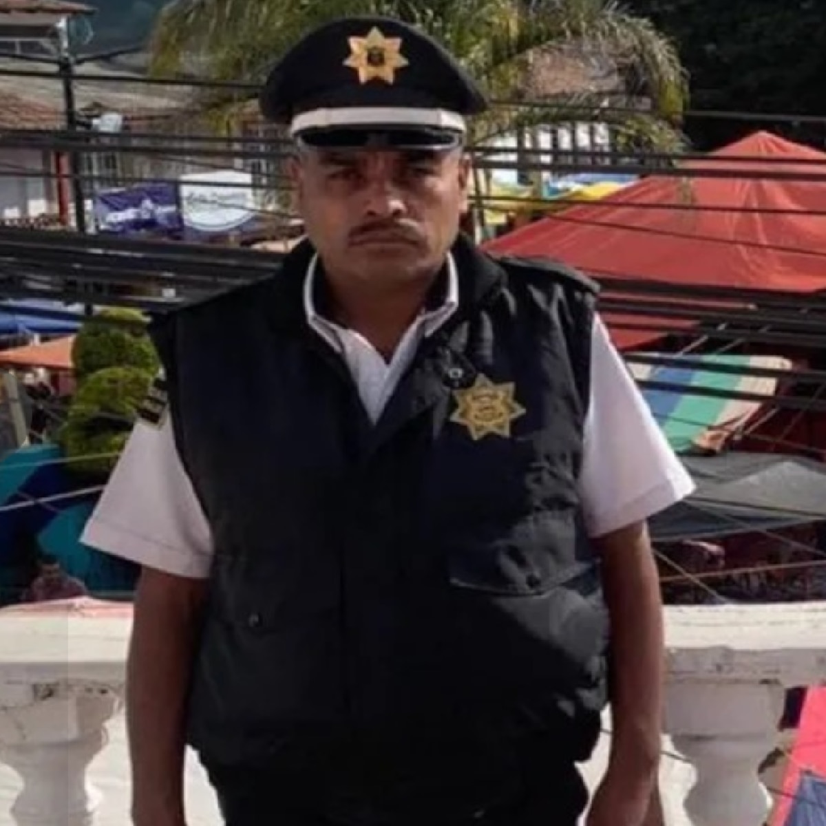 Quién es Isidro Cortes Jiménez, director de Seguridad Pública de Texcaltitlán que se quitó la vida antes de ser detenido - Infobae