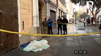 Una mujer muere en la