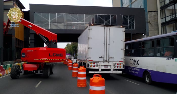 Reducción de carriles en la Calzada de Tlalpan. (X/ @OVIALCDMX)
