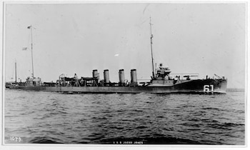 El contralmirante retirado Samuel J.