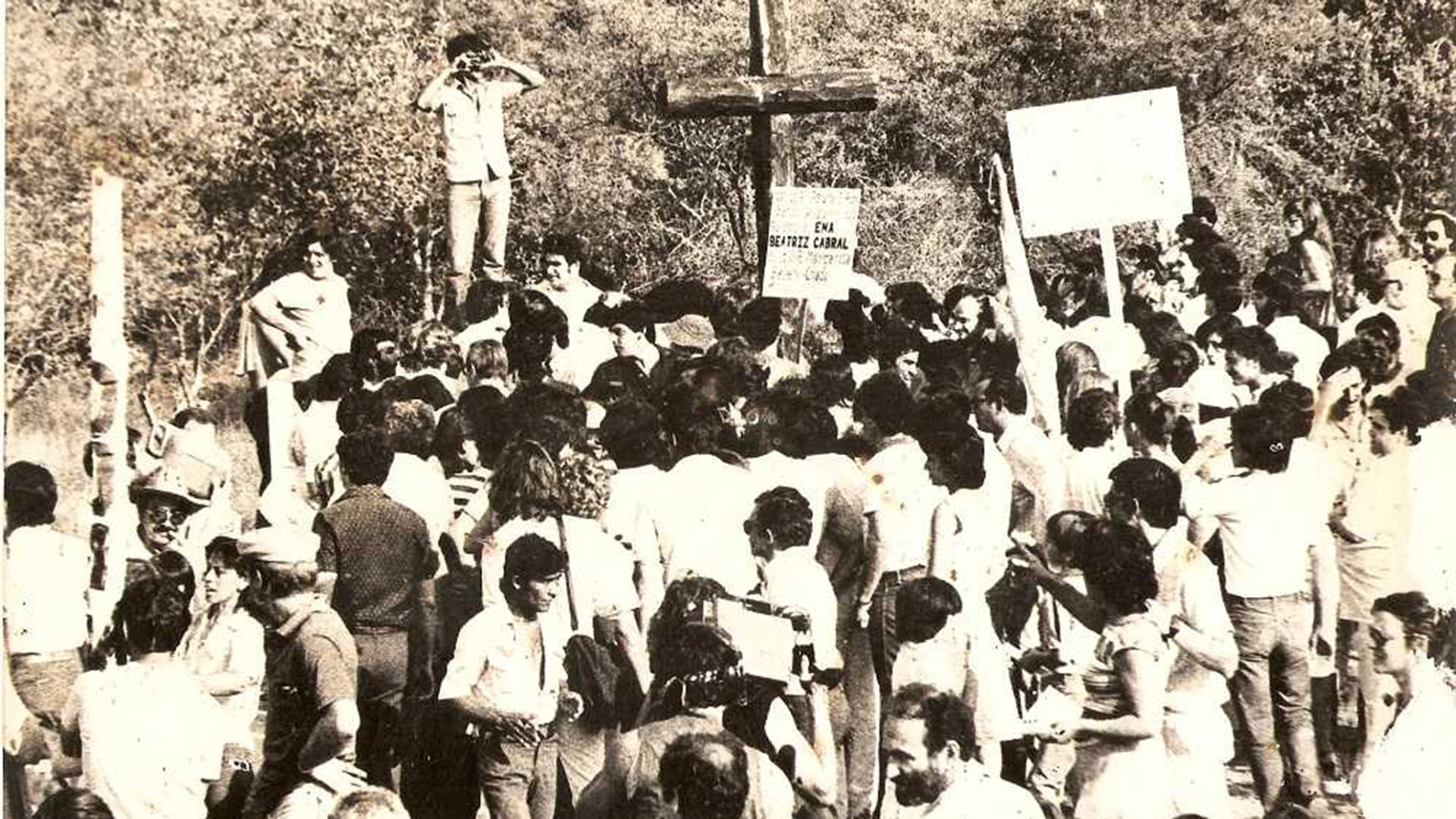 La matanza de los detenidos había sido planificada por orden expresa del jefe del Área Militar 233, general Cristino Nicolaides y, para ejecutarla, las víctimas elegidas fueron trasladadas de los lugares donde estaban detenidas a la Alcaidía policial de la capital chaqueña, donde fueron brutalmente torturadas