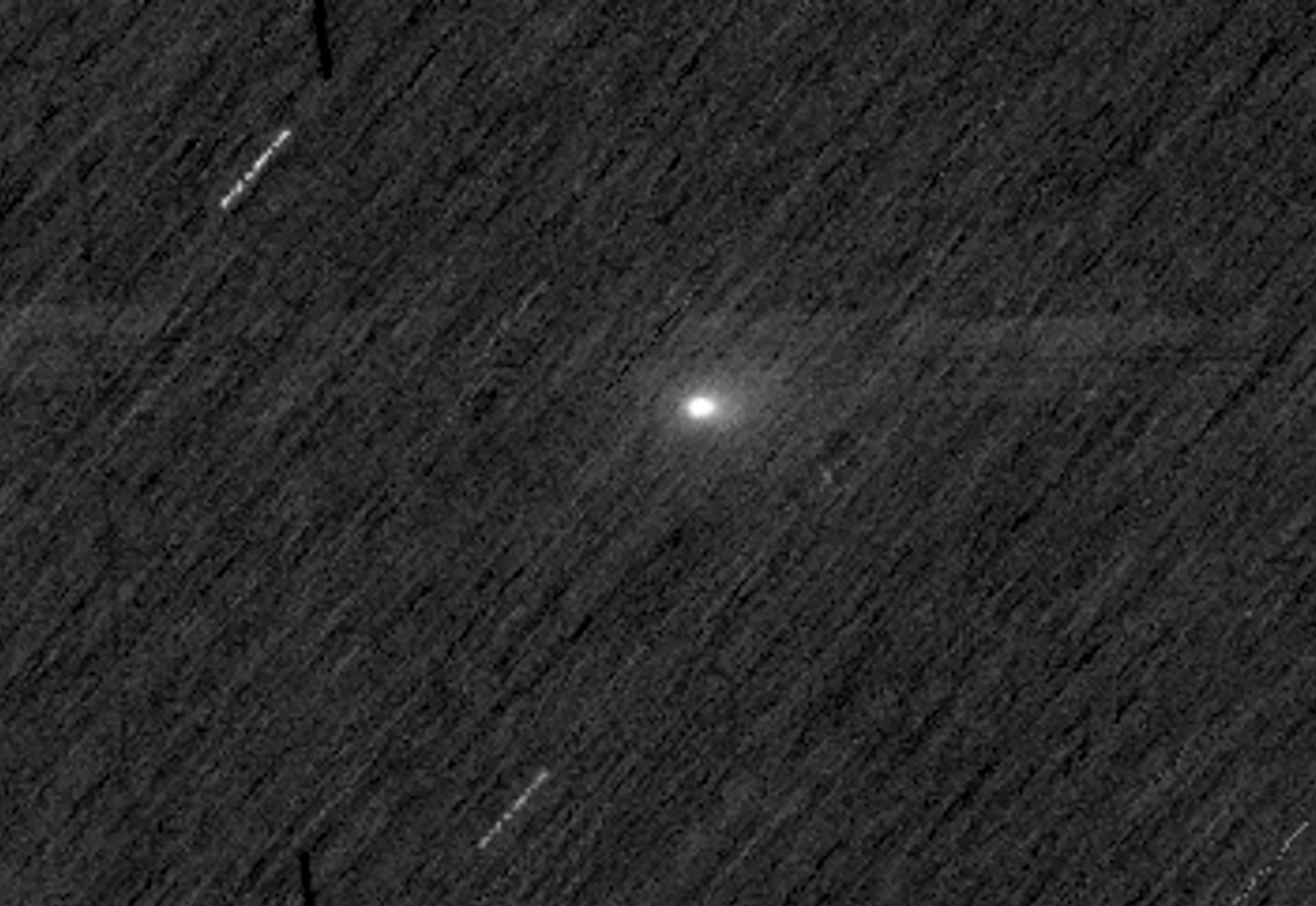 El color azul del cometa sorprendió a los científicos, un tono más brillante que el Sol que sugiere una temperatura mucho más alta (ESA)