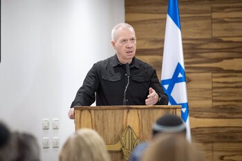 Gallant respaldó la decisión de permitir el ingreso de israelíes en los tres asentamientos en Cisjordania (Europa Press)