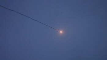 EAU neutraliza siete misiles y