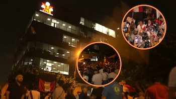 Candidatos y ciudadanos protestan frente al JNE de Jesús María por presuntas irregularidades en elecciones presidenciales