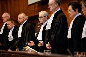 Las objeciones preliminares de Alemania sobre la jurisdicción de la Corte Internacional de Justicia y la admisibilidad de la demanda definirán si el caso avanza al análisis de fondo. (REUTERS/Piroschka van de Wouw)