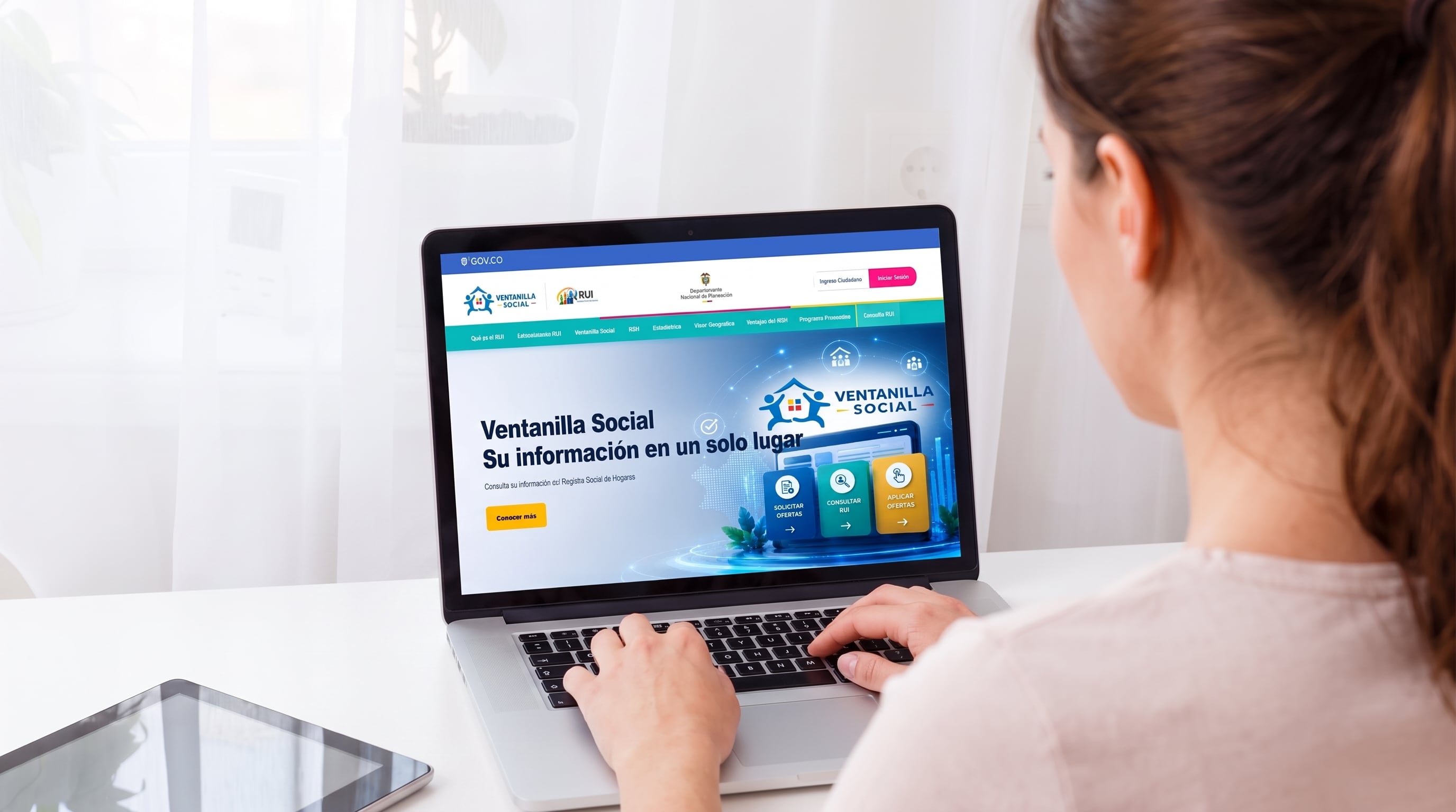 El nuevo sistema ha presentado inconsistencias en la clasificación socioeconómica y acumuló más de 100.000 quejas durante su primer mes de implementación. - crédito (Imagen Ilustrativa Infobae)