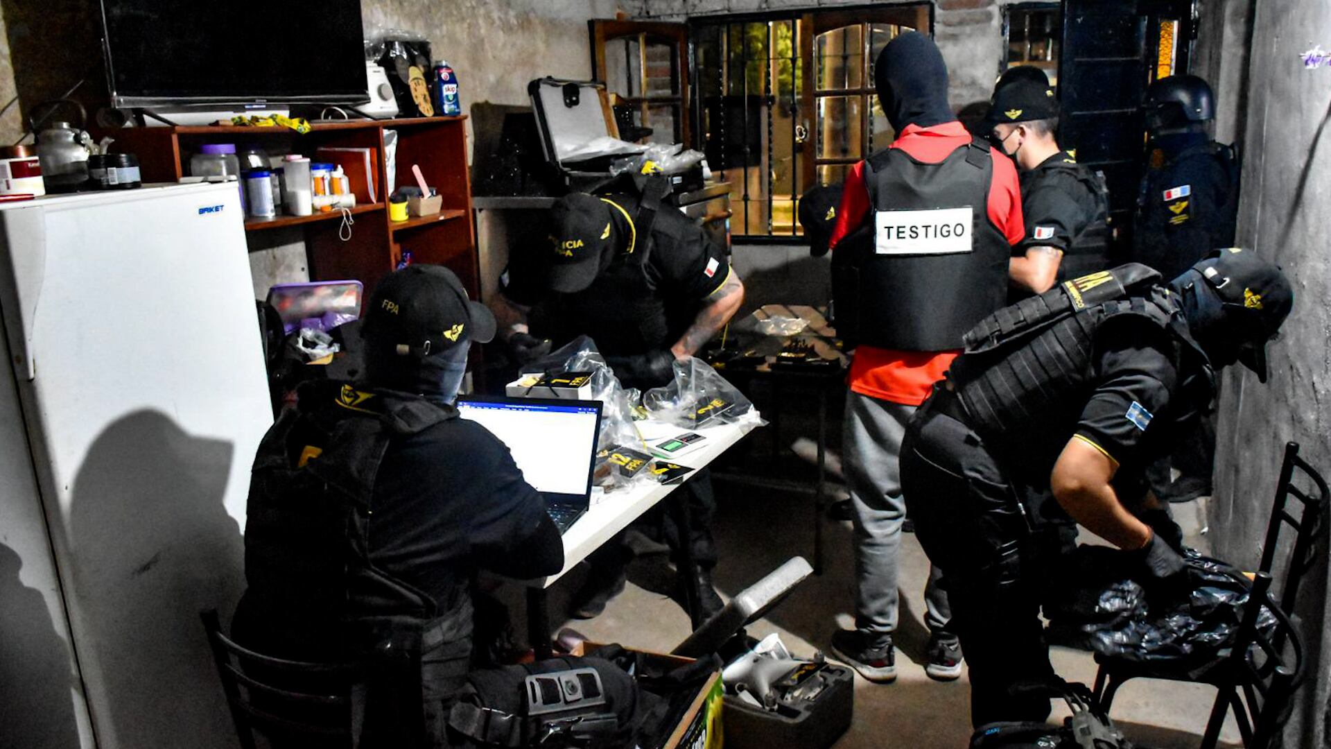 Uno de los allanamientos