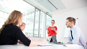 ¿Cómo pueden hacer carrera las