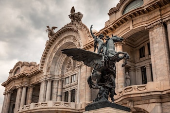 La programación incluye exposiciones, visitas guiadas, actividades interactivas, teatro y conciertos dirigidos a públicos de todas las edades. Foto: (iStock)