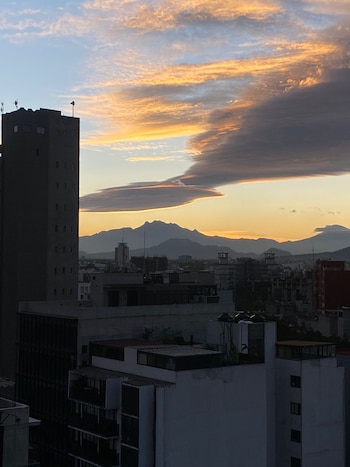Nube sorprende a los habitantes