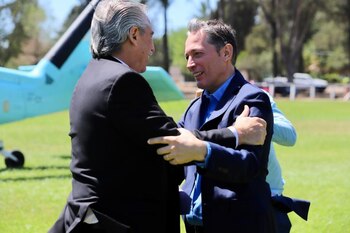 Gray junto al ex presidente