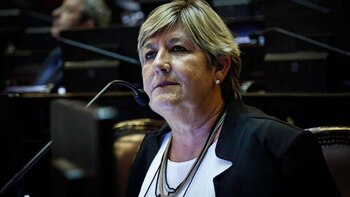 La senadora nacional Nancy González,