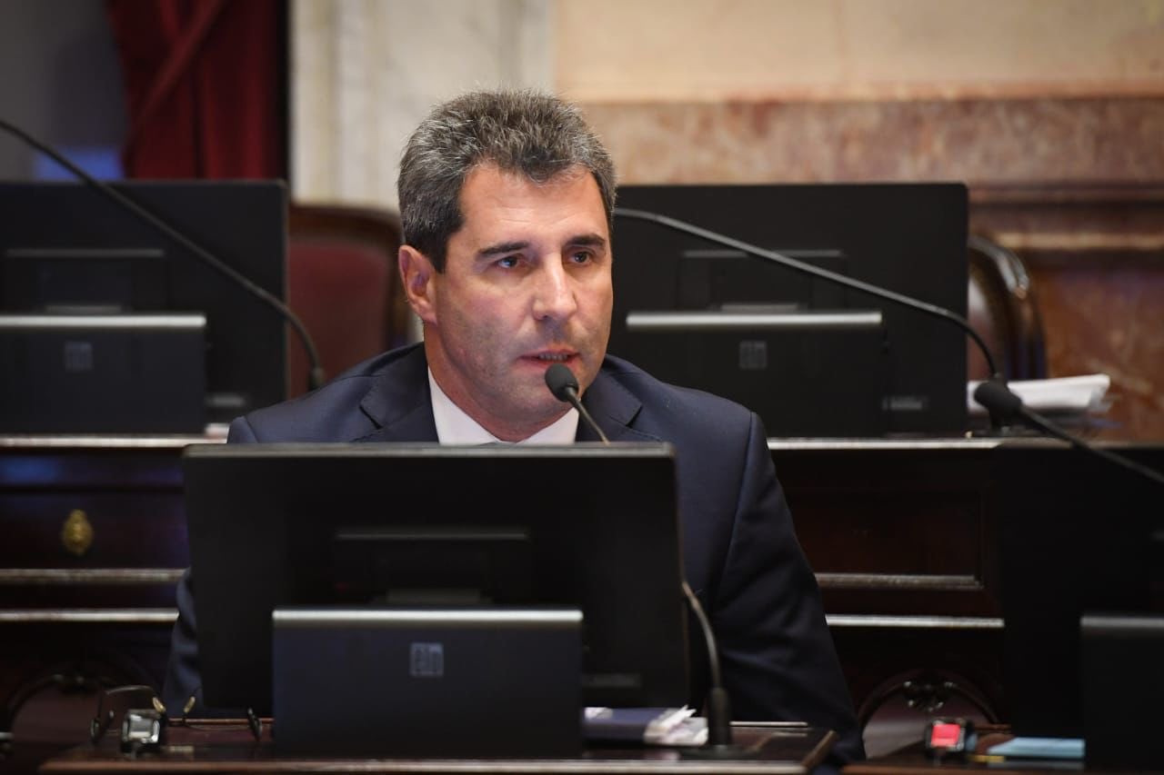 El senador reconoció que Kicillof era el candidato con una plataforma más desarrollada, pero aseguró que contaba con el apoyo de otros dirigentes