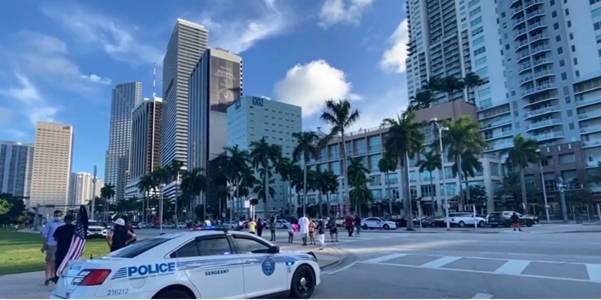 La demanda destaca presuntos intentos de socavar la identidad de mujeres negras dentro del Departamento de Policía de Miami. (CNN)