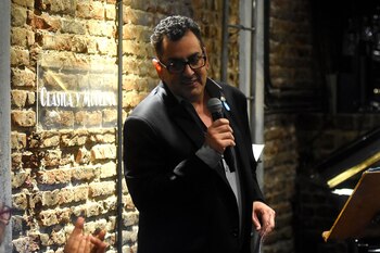 Reapertura librería Clásica y Moderna