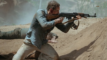 Michael Fassbender y Richard Gere encabezan el regreso de “La Agencia” con estreno en Paramount+ en 2026