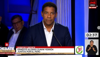 Memes invaden X tras enfrentamiento entre Rosangella Barbarán y Ernesto Zunini. Captura: x.