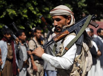 Miliciano hutí en Saná, capital