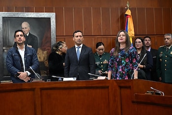 El Congreso de Colombia debate el accidente del avión Hércules C-130, considerado la mayor tragedia aérea militar reciente del país - crédito @mindefensa / X