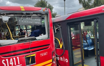 Los usuarios han debido modificar sus desplazamientos debido a la alteración operativa del sistema, que mantiene vigilancia continua sobre el desarrollo de las tareas de remoción en la zona afectada - crédito @IAmAngieArias / X