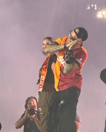 Mauro Icardi fue ovacionado como