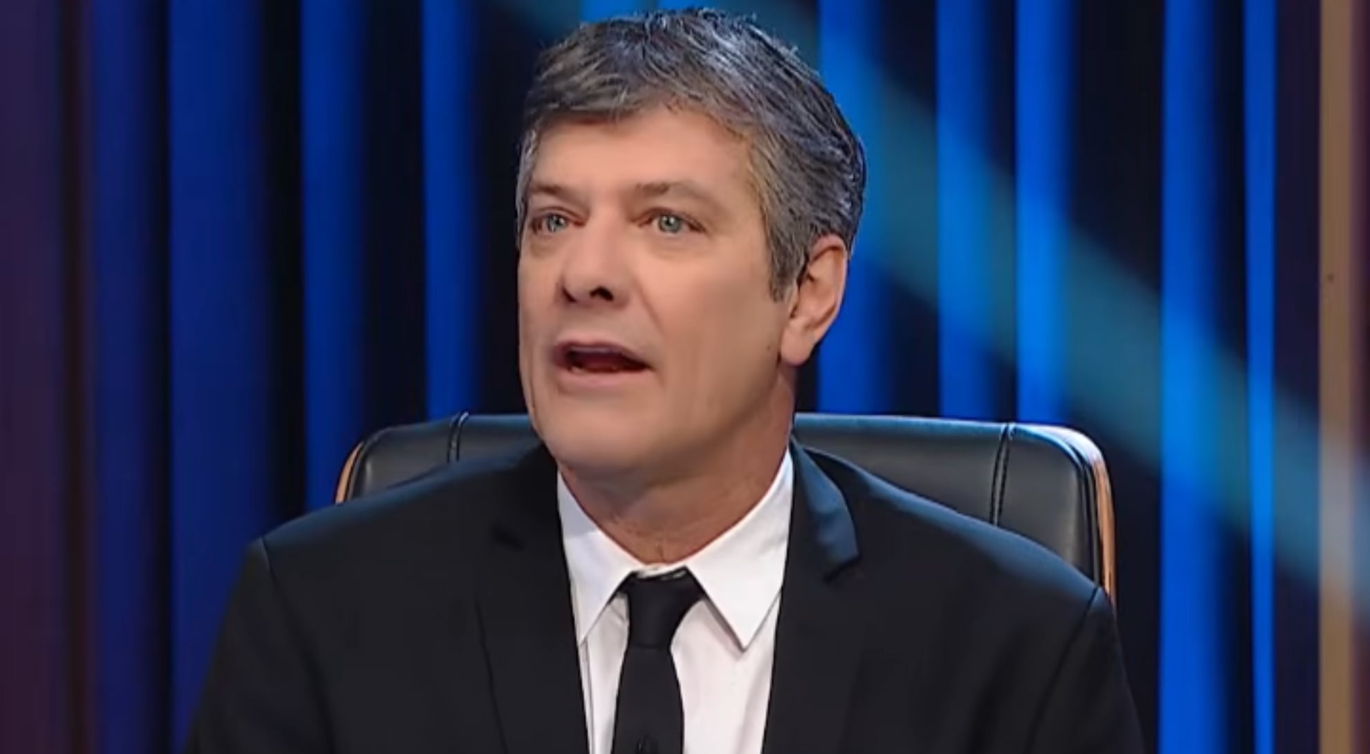 Mario Pergolini ironizó sobre la derrota y el auge de teorías conspirativas en redes (Otro día perdido, Eltrece)
