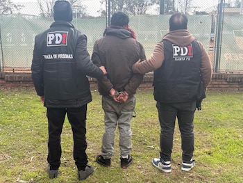 El detenido se llama Juan Gabriel A. y aparentemente se encuentra en situación de calle