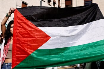 Además de rusos y chinos pro-Hamas, muchos hackers pro-palestina se sumaron a los ataques (REUTERS)