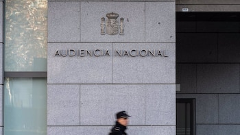 El juez Pedraz sigue el criterio de la Fiscalía Anticorrupción y rechaza “en este momento” imputar al PSOE en el caso Leire Díez