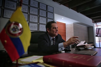 El político colombiano renunció a la Vicepresidencia en 2017 para aspirar a la Presidencia en 2018 - crédito Lina Gasca/Colprensa